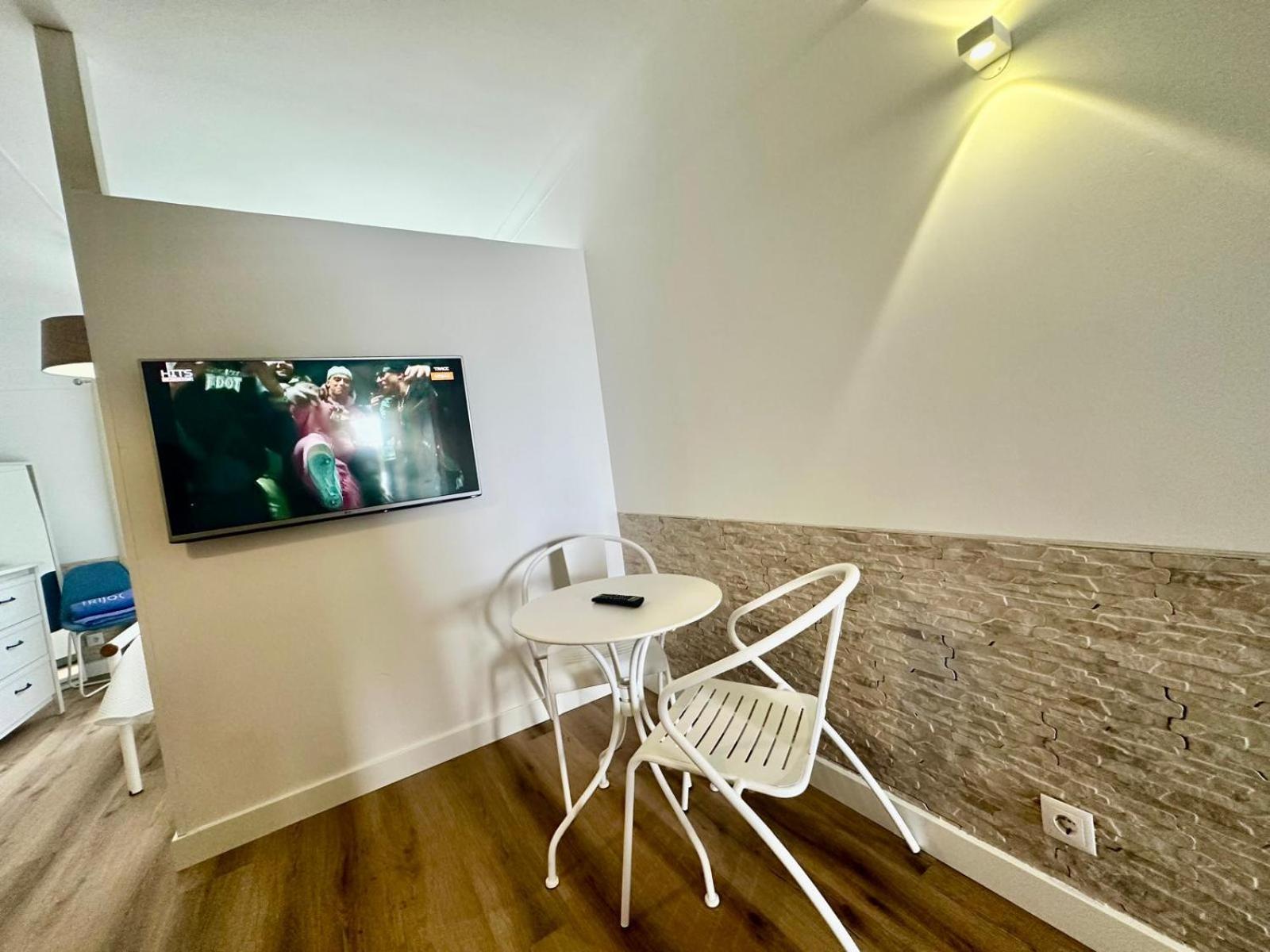 Azores Pedra Apartments - T0 E T1 Ponta Delgada  Luaran gambar